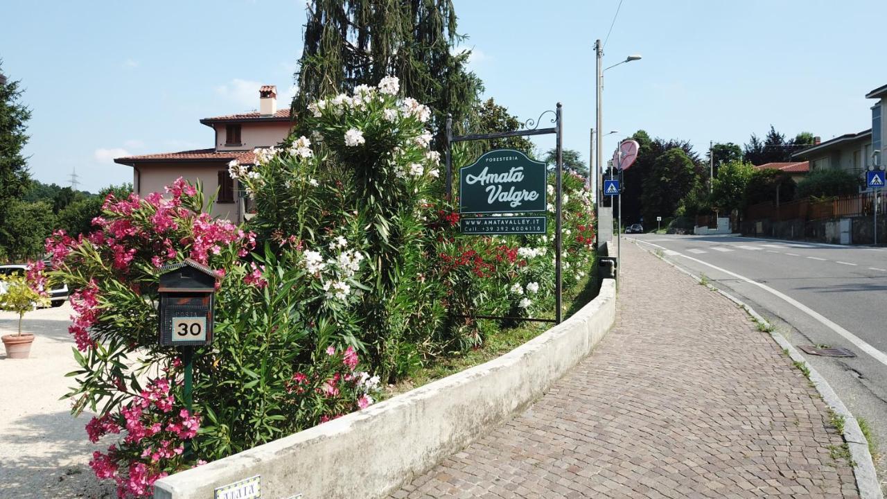 Amata Valgre Affittacamere, Comfort E Pulizia Eccezionali!! Olginate Exterior foto